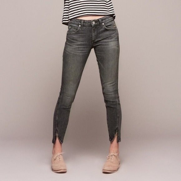 AMO Denim Twist Zip Skinny Jeans in Smoke 25 - Picture 1 of 12